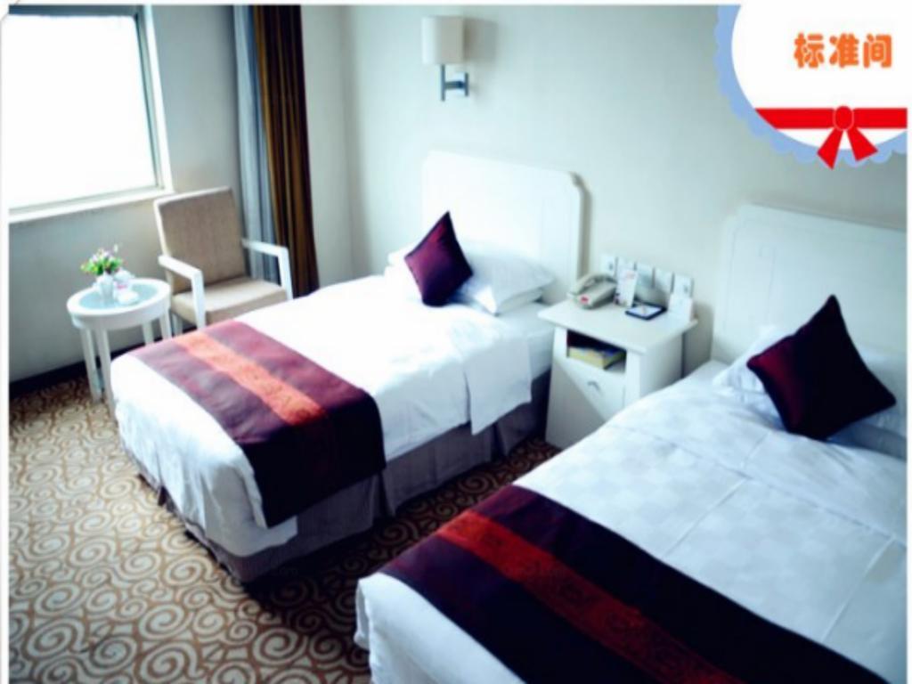 Beijing Spring Hotel Buitenkant foto