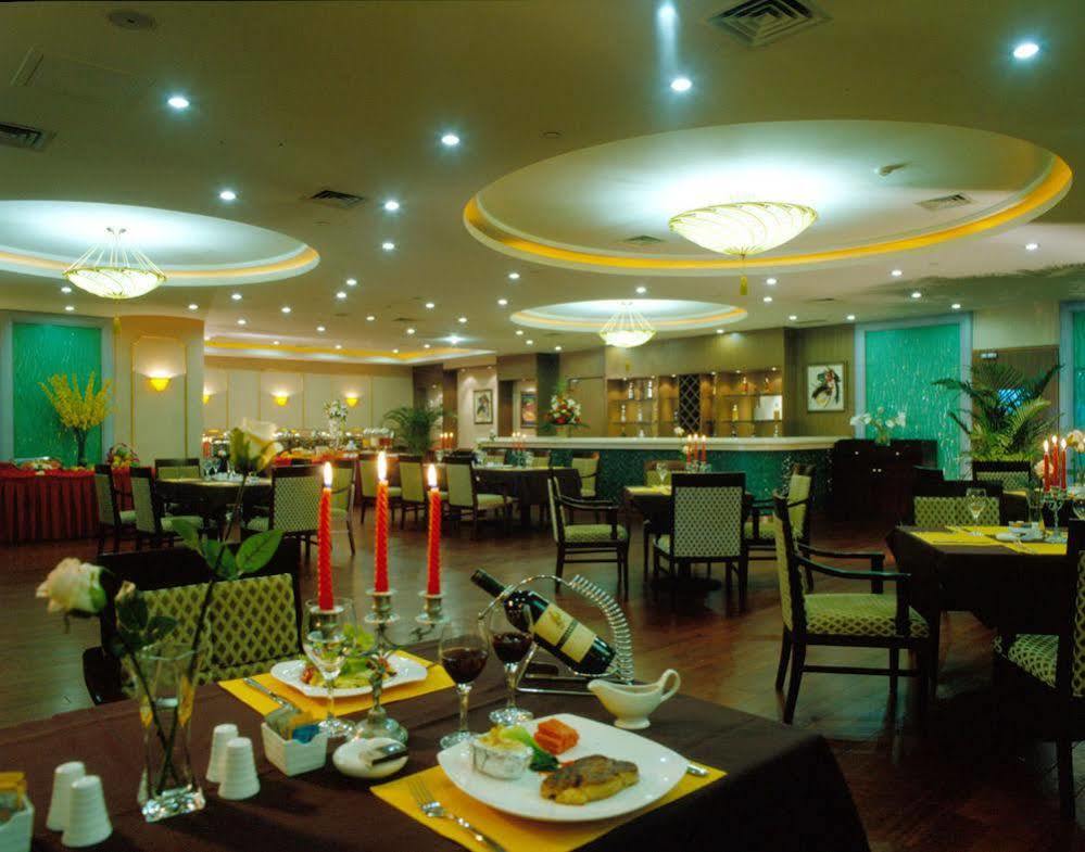 Beijing Spring Hotel Buitenkant foto