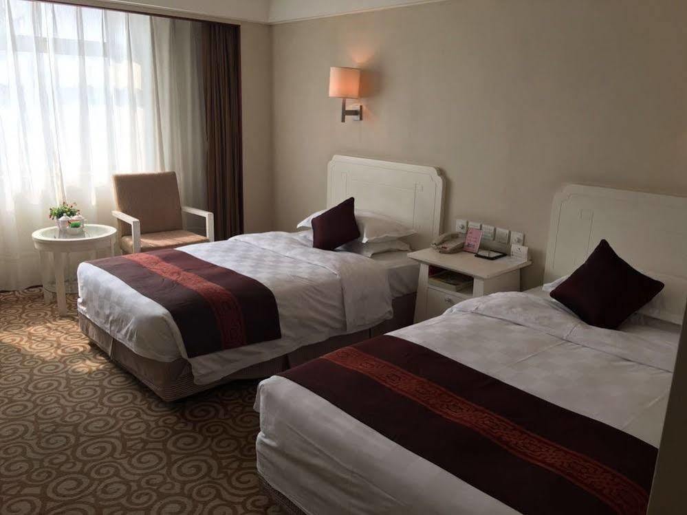 Beijing Spring Hotel Buitenkant foto